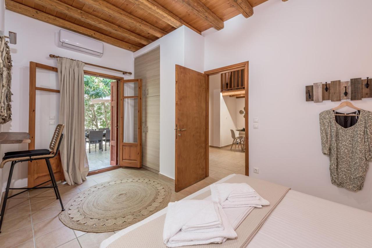 Mantelena Studios & Family Apartments Pollonia Extérieur photo
