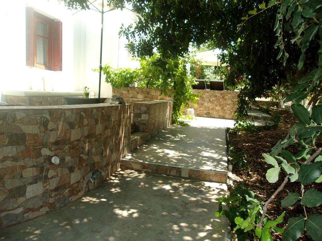 Mantelena Studios & Family Apartments Pollonia Extérieur photo